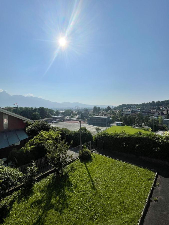 NEB-THUN LODGE`s Appartement 1 Hilterfingen Ringstrasse 6 Exterior foto